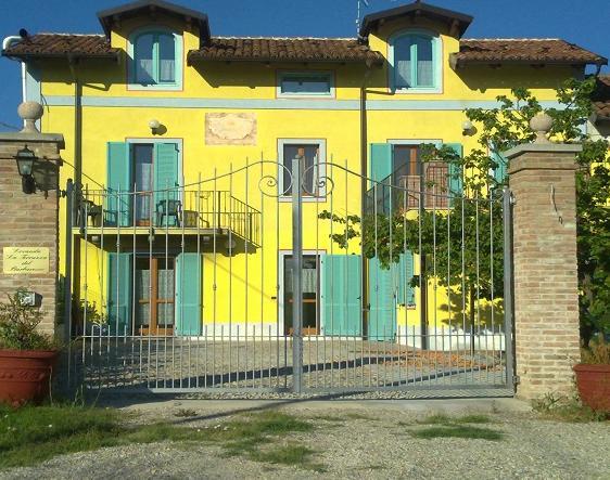 La Terrazza Del Barbaresco Bed & Breakfast Neviglie Exterior foto