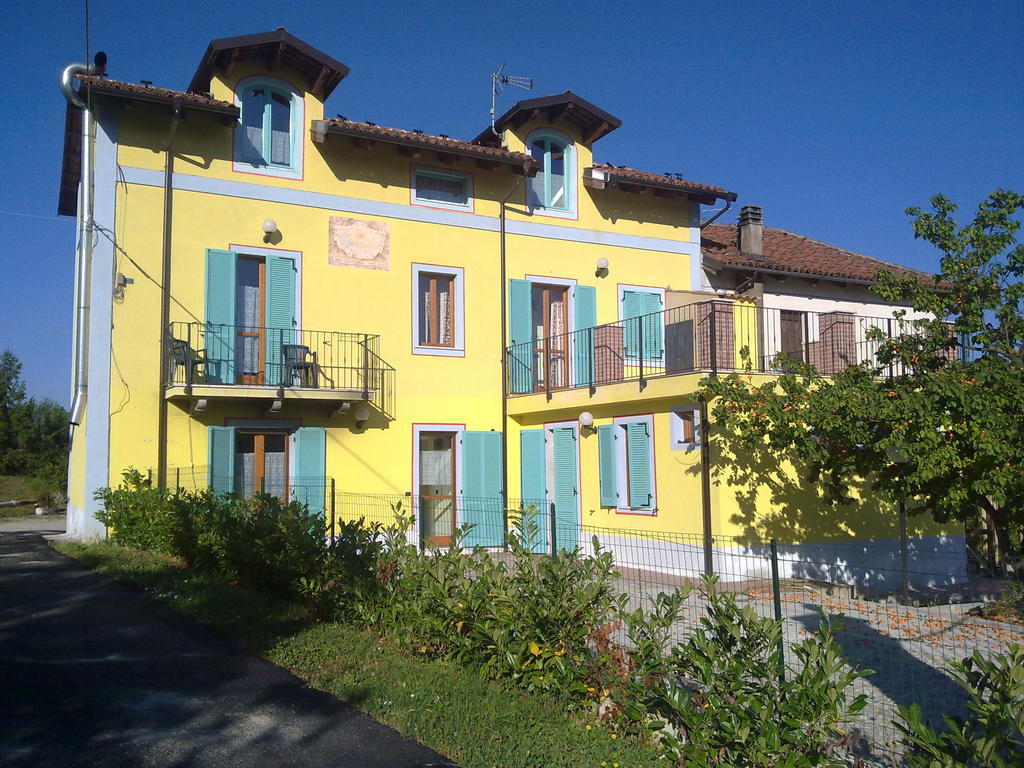 La Terrazza Del Barbaresco Bed & Breakfast Neviglie Exterior foto
