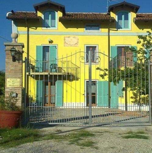 La Terrazza Del Barbaresco Bed & Breakfast Neviglie Exterior foto