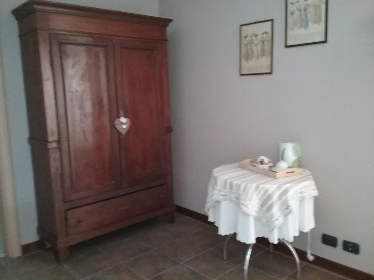 La Terrazza Del Barbaresco Bed & Breakfast Neviglie Exterior foto