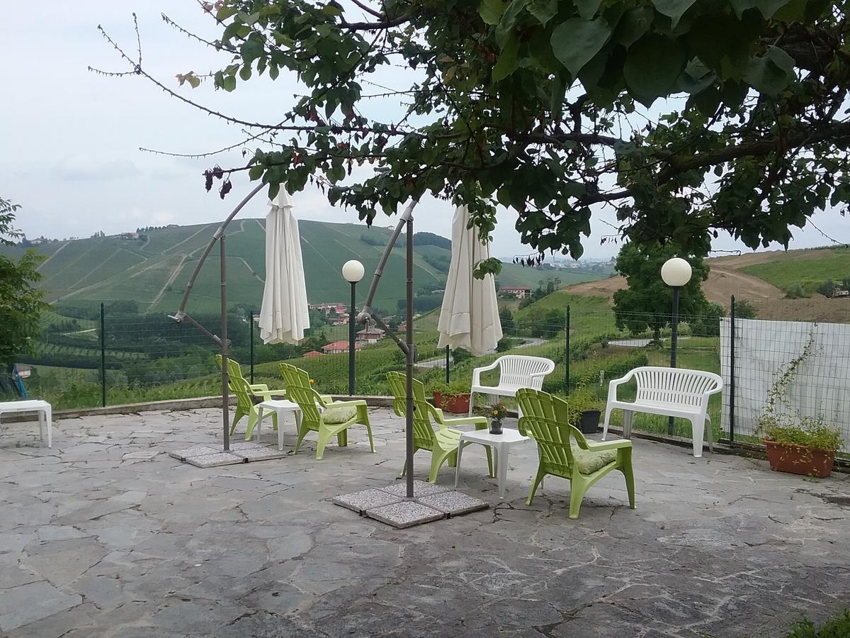 La Terrazza Del Barbaresco Bed & Breakfast Neviglie Exterior foto