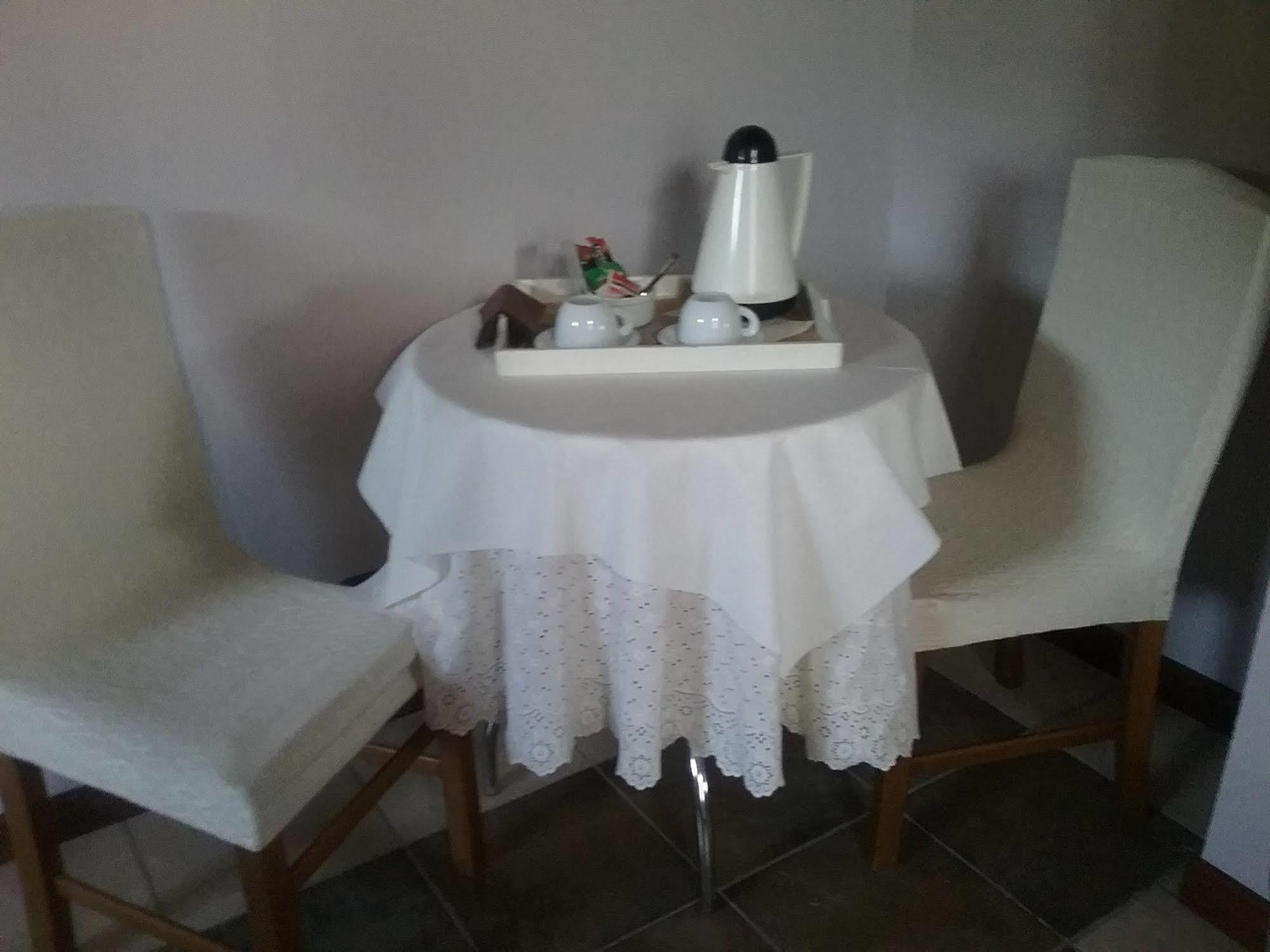 La Terrazza Del Barbaresco Bed & Breakfast Neviglie Exterior foto